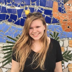 Meet your Posher, Nicole